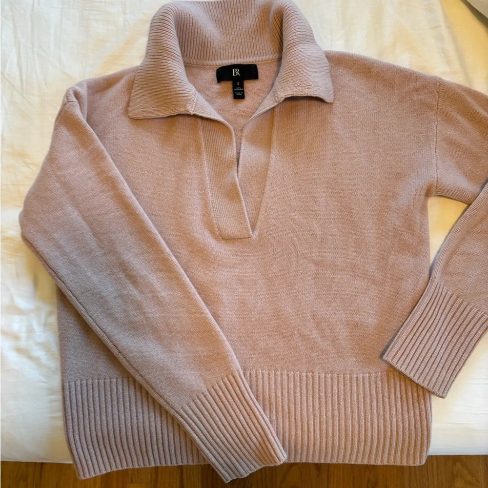 Cashmere Banana Republic light pink sweater, small - Picture 7 of 9